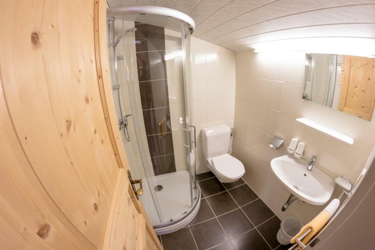 Landhaus Alpenrose Mayrhofen Zewnętrze zdjęcie